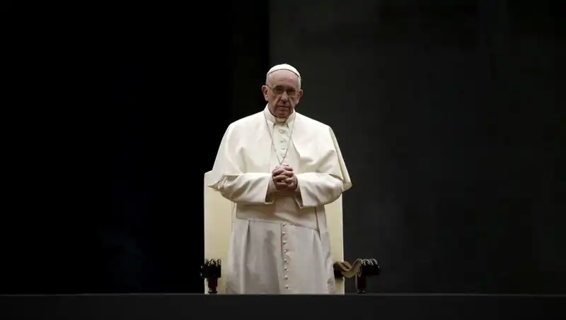 Francis'in Kapıcılıktan Vatikan'a Uzanan İlginç Yolculuğu