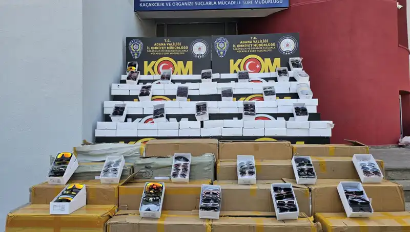 Adana'da Tarihi Kaçak Güneş Gözlüğü Operasyonu: 12 Bin Ürün Ele Geçirildi!