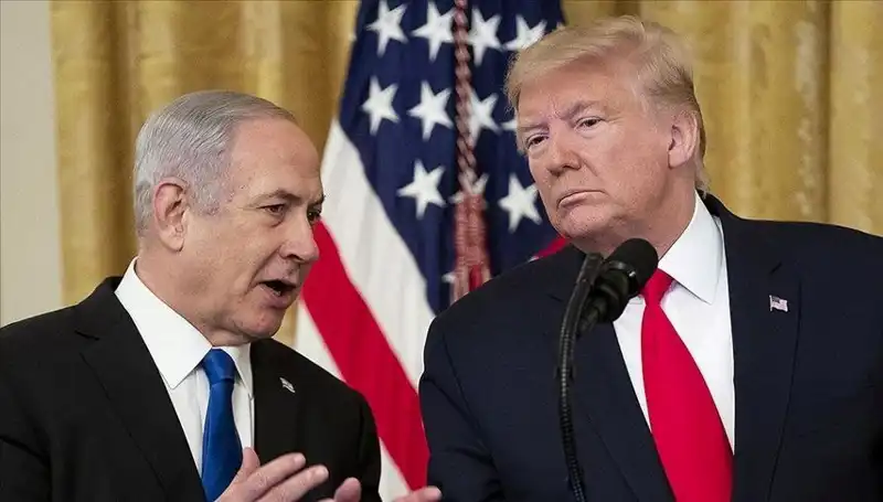 Trump, Netanyahu'ya Sokaktaki Destek Verdi: Savcıların Eylemleri Delilik!