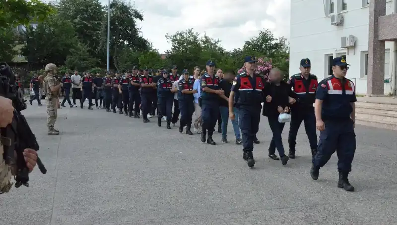 Hacizli Araçları Yeniden Tasarlayıp Satmışlar: Detaylar Ortaya Çıktı!