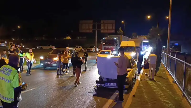 Otoyolda Korkunç Kaza: İki Çocuk Dört Yaralı!