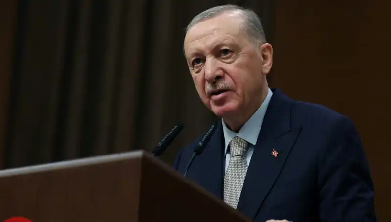 Cumhurbaşkanı Erdoğan'dan Sert Açıklama: Sokak Terörü Soygunu Perdelemeye Çalışıyor!