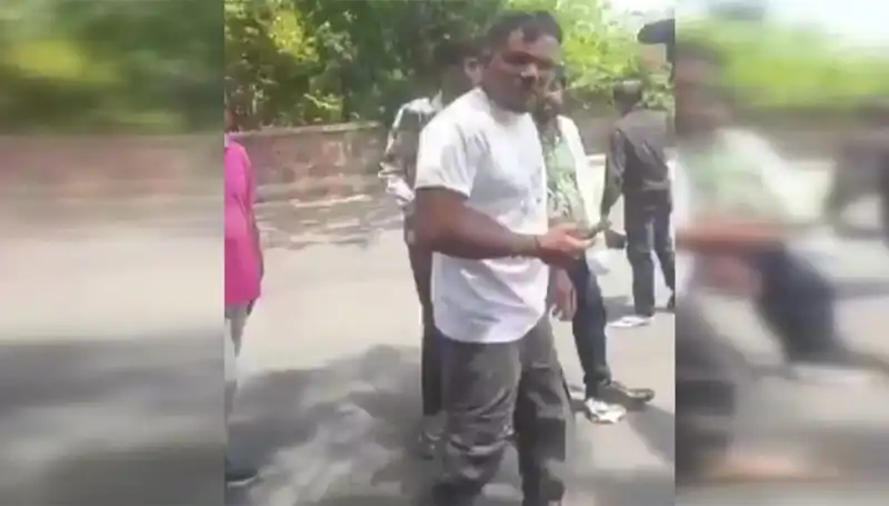 11A Yolcusu Şok Anlarını Anlattı: "Biri Beni Yakaladı"