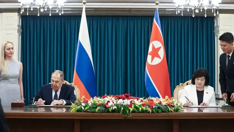 Rusya ve Kuzey Kore: Lavrov'un Kritik Görüşmesi Üzerine Değerlendirmeler