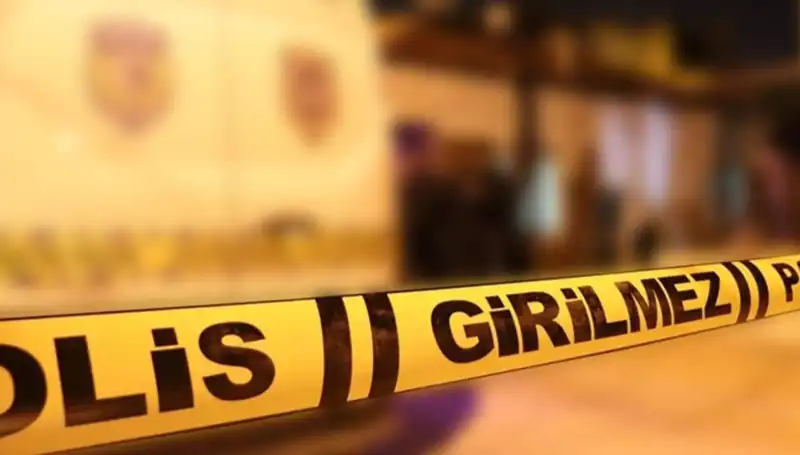 İzmir'de Aile İçi Kavga: 4 Kişi Ağır Yaralandı, Olayın Detayları Şok Edici