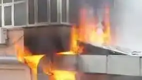 İstanbul'da Kafede Çıkan Yangında Kurtarma Çalışmaları Devam Ediyor