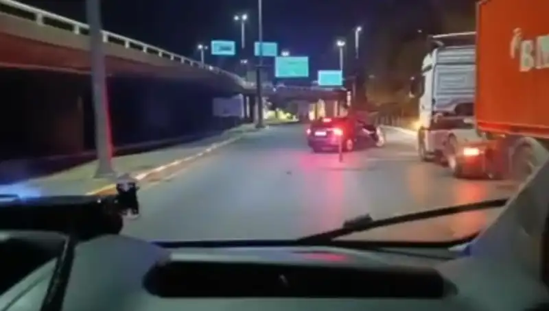 İstanbul'da Gerçekleşen Büyük Kaçakçılık Operasyonu: 36 Milyon TL'lik Ürünler Ele Geçirildi