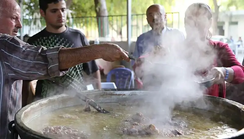 Gadir-i Hum Bayramı: Dinin Derinlikleri ve Kutlama Geleneği