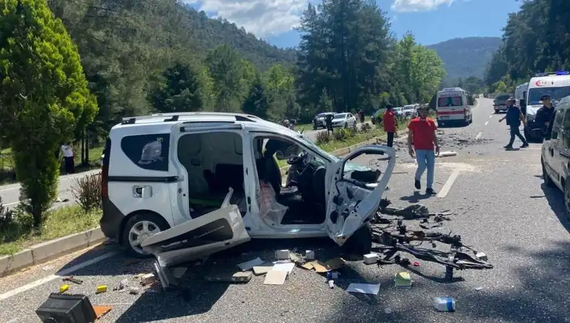 Marmaris’te Feci Kaza: Can Kaybı ve Çok Sayıda Yaralı!