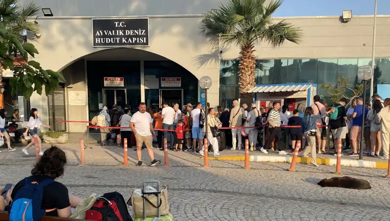 Bayramda Midilli Adası'na Yapılan Seyahatler Yüzde Yüz Arttı!