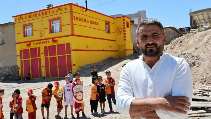Fanatik Taraftardan Şaşırtan Hareket: Osimhen ile Icardi'yi Yan Yana Yazdırdı!