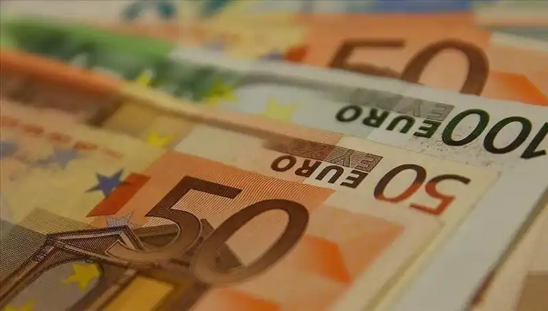 Euro’nun Zirve Seviyelerinden Geri Dönüşü: Ekonomik Etkileri Neler?