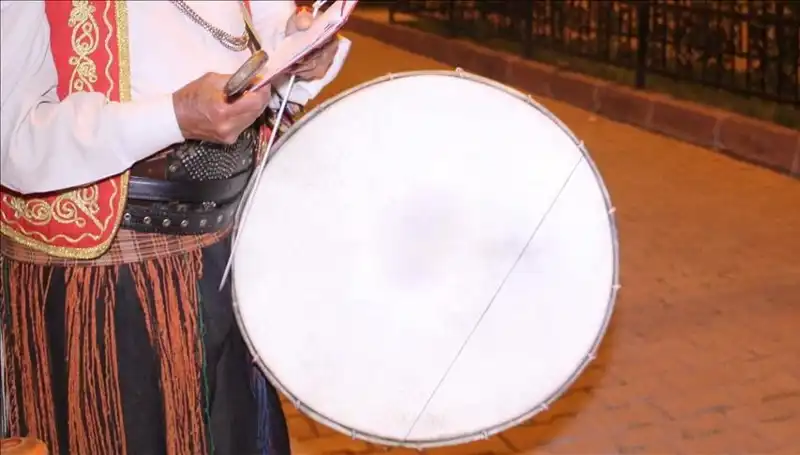 Ramazan Davulcuları Arasında Kavga: 15 Yaralı ve Çok Sayıda Gözaltı