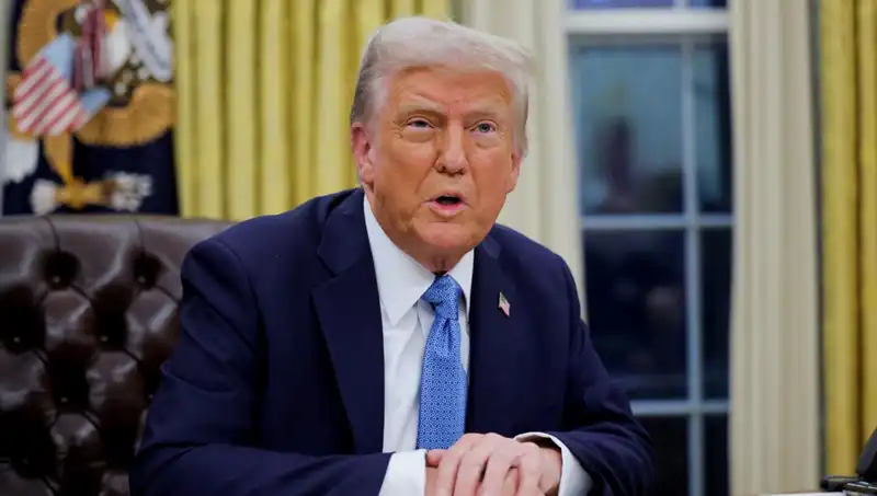 Trump’tan Sert Uyarı: İran'dan Petrol Alan Ülkelere Yaptırım Geliyor