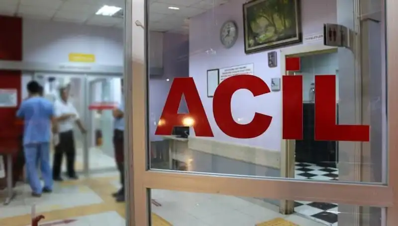 Burdur'da Bıçaklı Kavga: Sokaklarda Korku Dolu Anlar!