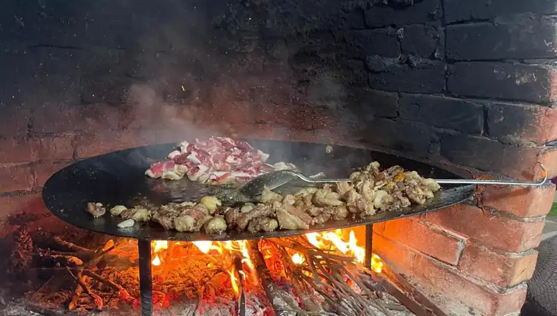 Türkiye'de 400 Yıldır Yaşayan Dualı Güveç Geleneği: Herkes Farklı Bir Tarifle