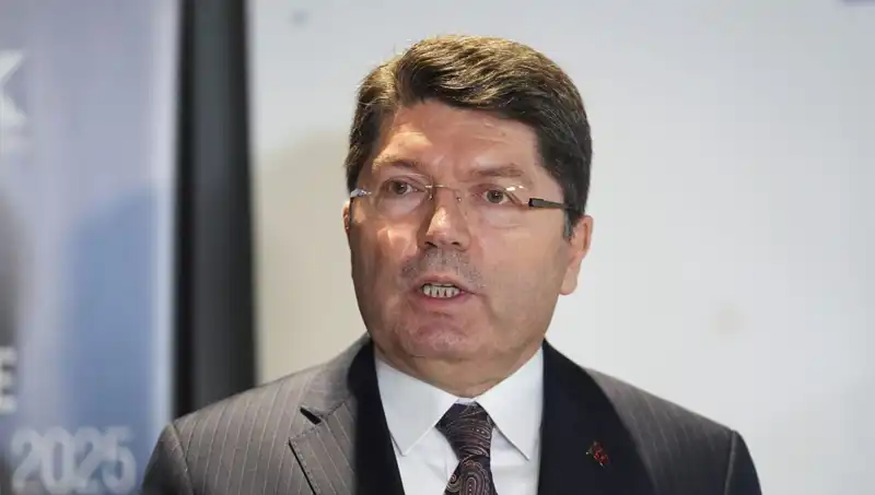 Yılmaz Tunç, 10. Yargı Paketi Hakkında Çarpıcı Açıklamalarda Bulundu