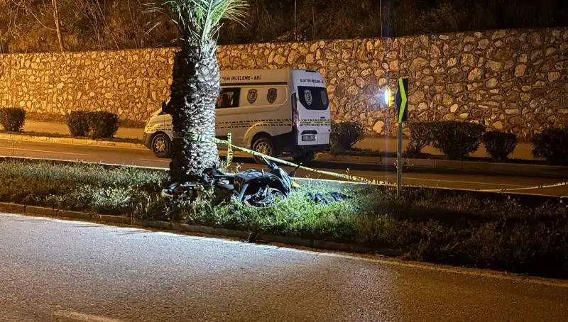 Motosiklet Kazasında Hayatını Kayıp Eden Tıp Öğrencisi, Ailesini Yasa Boğdu