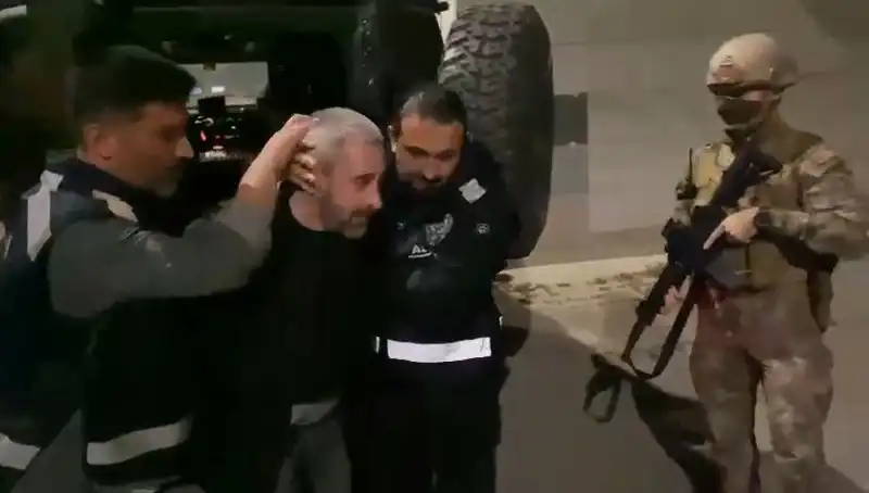 Kardeş Katili Uzun Süre Sonra Yakalandı: 213 Saatlik Görüntü İnceleme Süreci