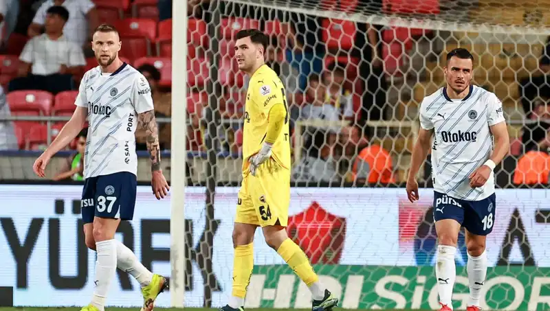 Fenerbahçe’nin Tarihinde Bir Dönüm Noktası: Darmadağın Oldu!